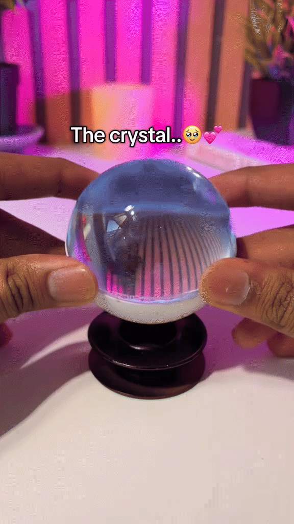 MemoraSphere™ – Relive Your Favorite Moments in Light